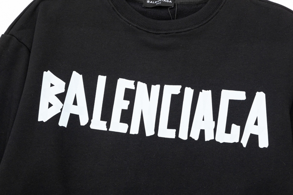 ブランドパーカー側面デザイン